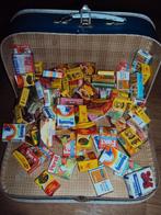 Vintage koffertje met ruim 80 stuks doosjes keukentje winkel, Ophalen of Verzenden, Gebruikt, Overige materialen, Speelkeuken-accessoire