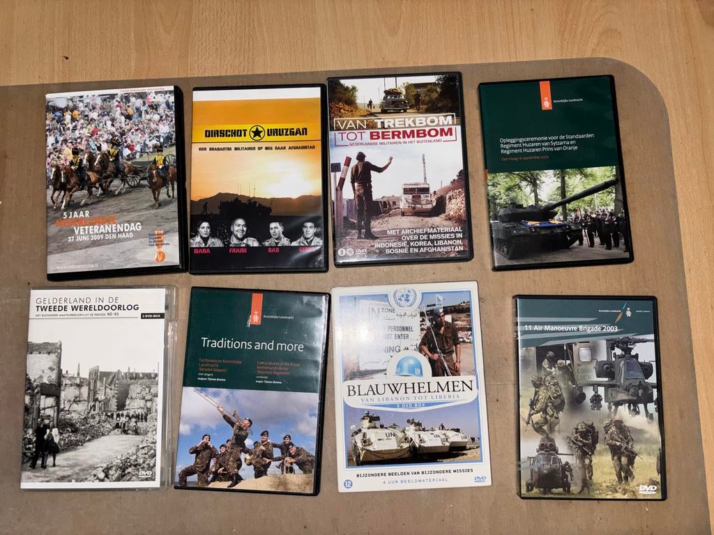 8 DVD's vresesmissies vn cavalerie afghanistan libanon etc, Verzamelen, Militaria | Algemeen, Verzenden, Landmacht, Nederland