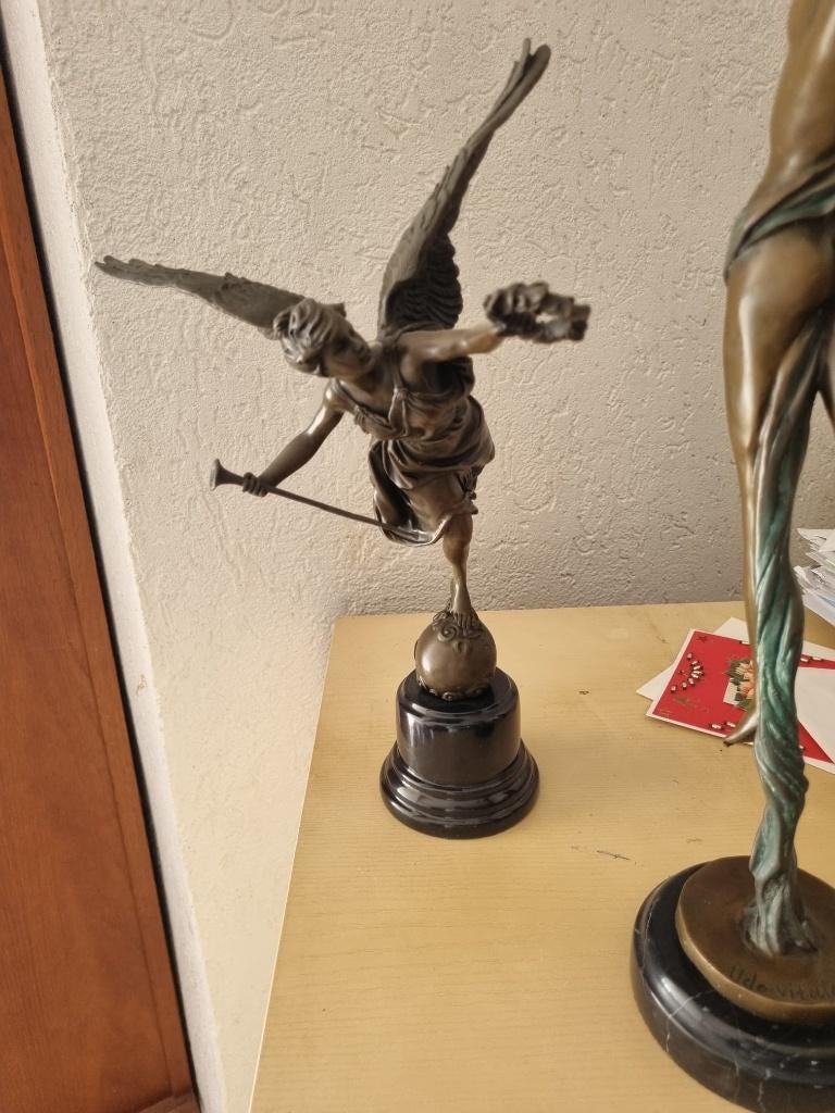 Bronzen beeldjes, o.a. van Jean Batoue, Verzamelen, Ophalen, Zo goed als nieuw, Mens