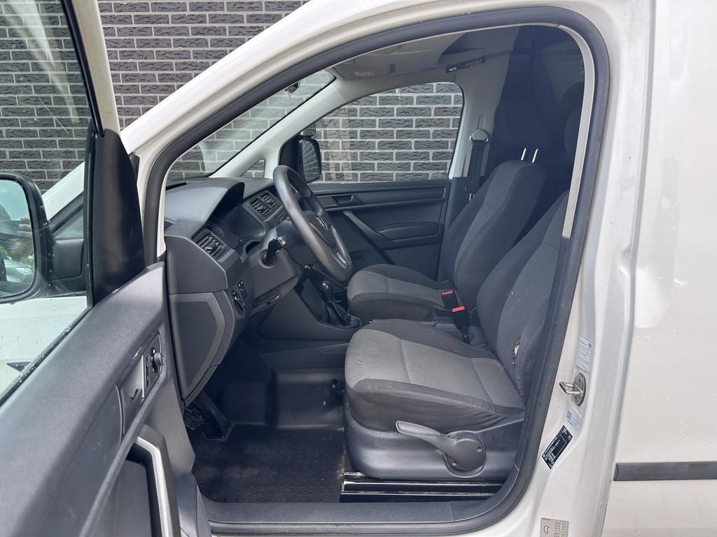 Volkswagen Caddy 2.0 TDI L2H1 BMT Maxi Trendline | Dealer on, Voorwielaandrijving, Stof, Gebruikt, Euro 6
