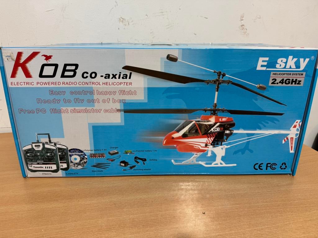 RC Helikopter E-Sky + Doos / 2 x Accu’s / AB / CD / Oplader, Ophalen of Verzenden, Zo goed als nieuw