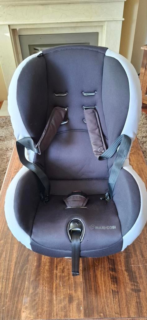 Autostoel van 9 tot 18 kilo., Autogordel, Verstelbare rugleuning, 9 t/m 18 kg, Ophalen of Verzenden