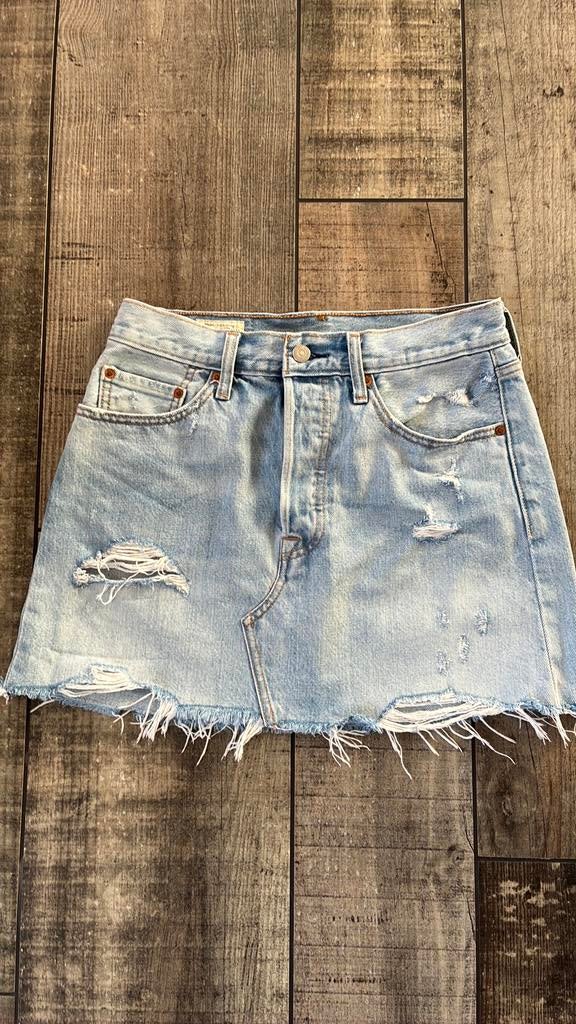 Levi’s jeans rokje maat 28 (s), Kleding | Dames, Rokken, Blauw, Ophalen of Verzenden, Zo goed als nieuw, Maat 36 (S)