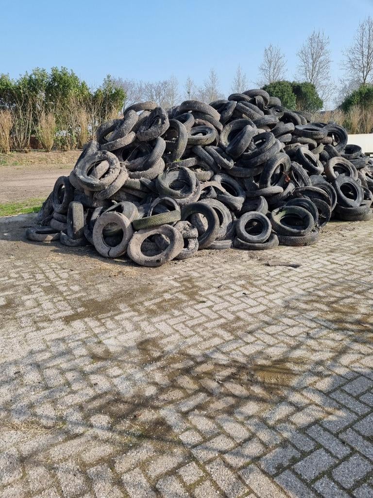 Partij autobanden, Ophalen