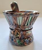 Oude friese kerfsnede aardewerk vijzel met stamper keramiek, Verzenden