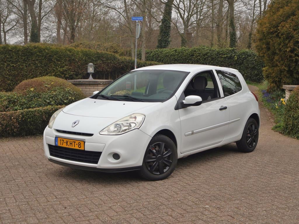 Renault Clio 1.2 Special Airco/Trekh/Distr.gedaan/APK 4-27, Voorwielaandrijving, Gebruikt, 4 cilinders, 1055 kg