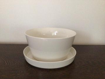 Schaal met onderbord TILDA-Arabia Finland  beschikbaar voor biedingen