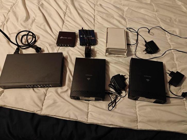 TP-Link, Netgear, Sitecom Switches & Routers, Computers en Software, Netwerk switches, Gebruikt, Ophalen of Verzenden