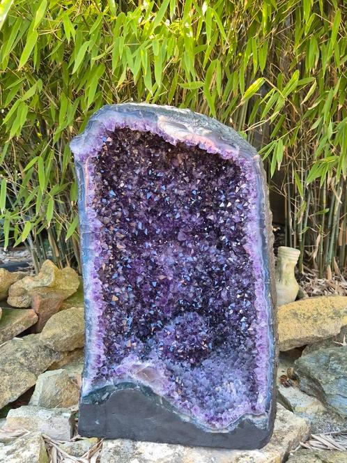 ~Voorjaarsuitverkoop~ donker paarse Amethist Geode, Verzamelen, Mineralen en Fossielen, Mineraal, Ophalen of Verzenden