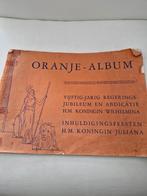 Oranje Album 1948 - Wilhelmina & Juliana, Verzamelen, Koninklijk Huis en Royalty, Ophalen of Verzenden, Gebruikt, Nederland, Kaart, Foto of Prent