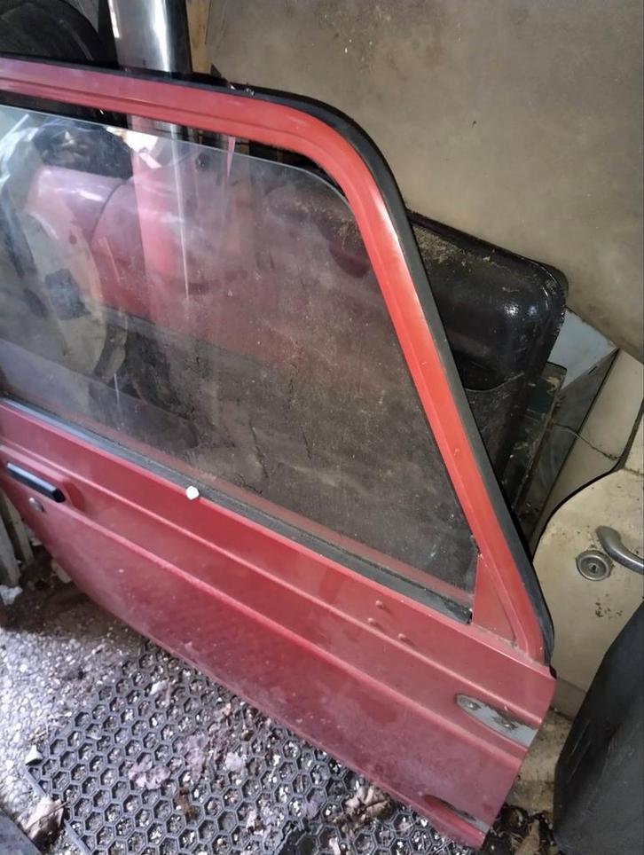 Originele, complete rechter deur Suzuki SJ413, Auto-onderdelen, Ruiten en Toebehoren, Oldtimer onderdelen, Overige automerken