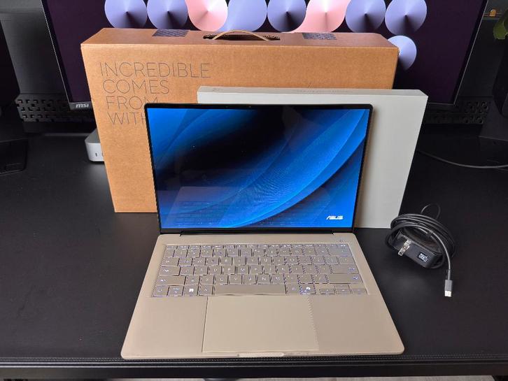 (NIEUW) ASUS Zenbook A14 UX3407QA OLED - Snapdragon X Plus, Computers en Software, Windows Laptops, Zo goed als nieuw, 14 inch