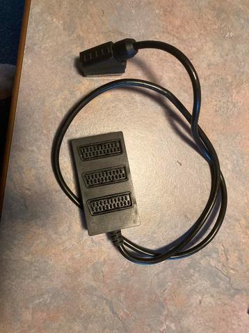 Scart splitter beschikbaar voor biedingen