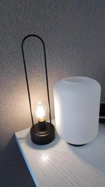 lamp gaat aan door bovenkant in te drukken beschikbaar voor biedingen