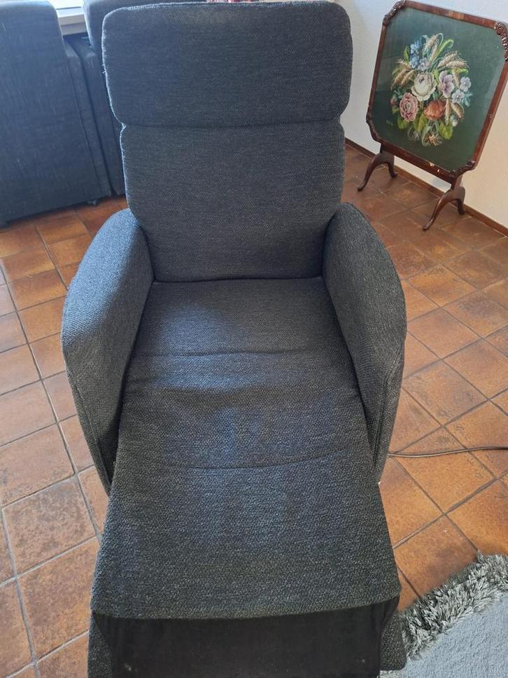 Hukla Elektrische Relaxstoel, Huis en Inrichting, Fauteuils, Gebruikt, Stof, 75 tot 100 cm, Ophalen