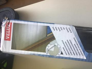 Te koop velux dakraam blindering wit beschikbaar voor biedingen
