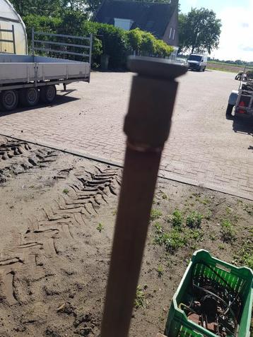 sproeierstatief met nevelaar beschikbaar voor biedingen