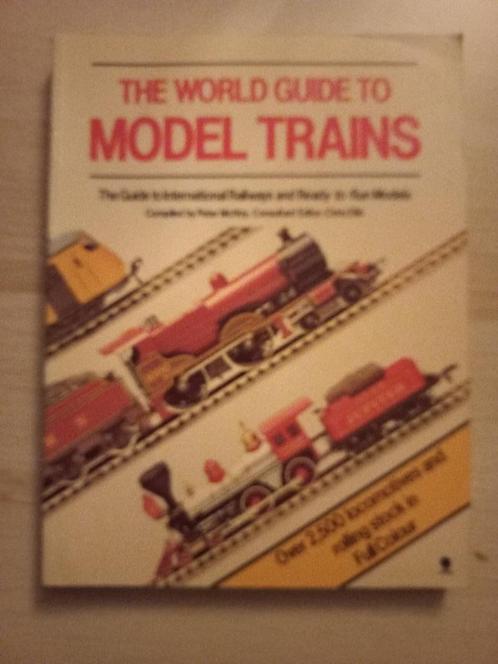 The World Guide to Model Trains, Verzamelen, Spoorwegen en Tramwegen, Zo goed als nieuw, Trein, Boek of Tijdschrift, Ophalen of Verzenden