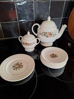 Wedgewood "CONWAY", Huis en Inrichting, Keuken | Servies, Ophalen of Verzenden, Zo goed als nieuw, Porselein, Wedgwood
