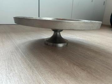 Metalen taartplateau / serveerschaal beschikbaar voor biedingen