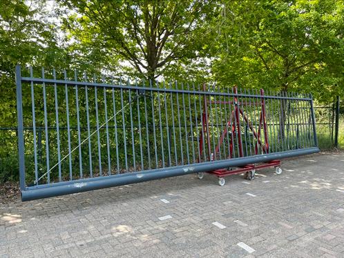 Schuifpoort 6 meter doorgang 2 meter hoog, Tuin en Terras, Tuinpoorten, Gebruikt, Schuifpoort, IJzer, 150 tot 200 cm, 200 cm of meer