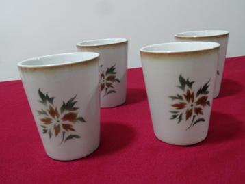 Vintage bekers Arabia servies beker melkbeker mok Finland beschikbaar voor biedingen