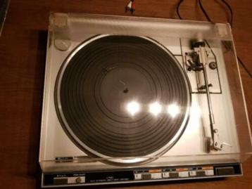 JVC LF210 direct drive volautomatische Platenspeler beschikbaar voor biedingen