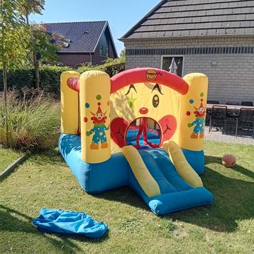 Leuk luchtkasteel - Happy Hop beschikbaar voor biedingen