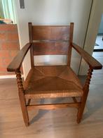 Antieke rieten rookstoel  massief hout knobbelstoel, Antiek en Kunst, Antiek | Meubels | Stoelen en Banken, Ophalen