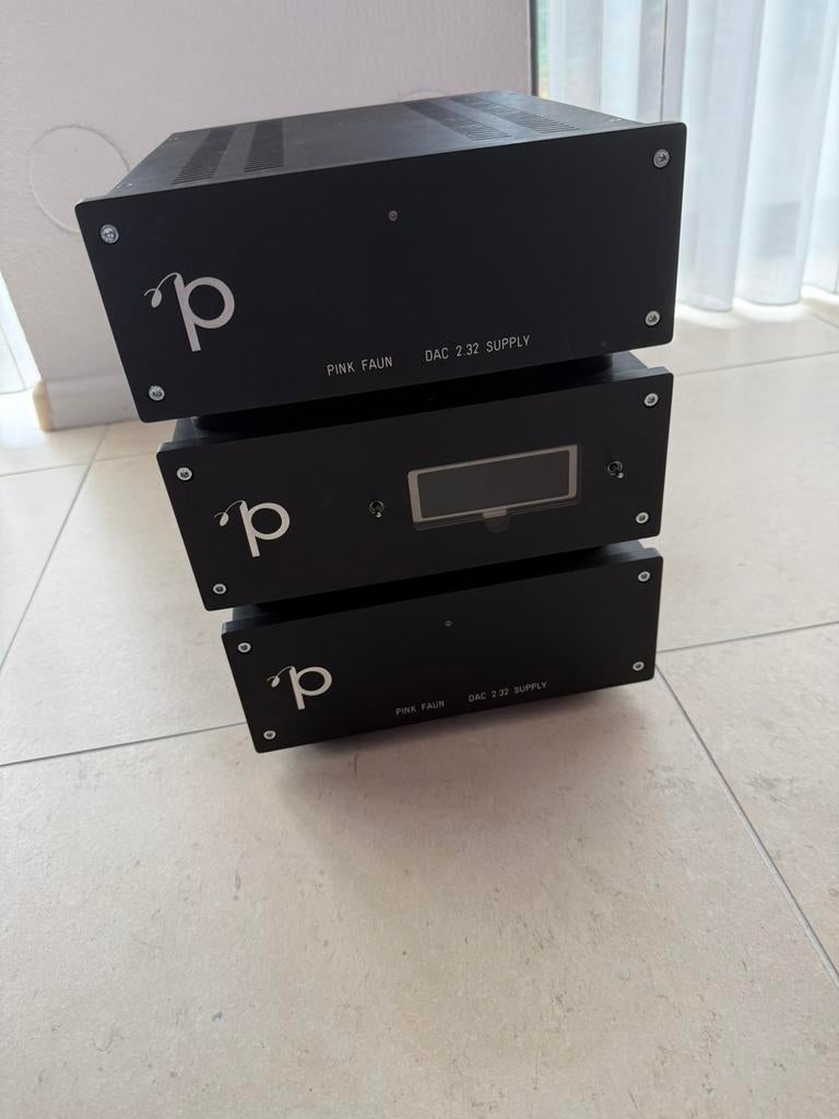 Pink Faun 2.32 dac met dubbele voeding, Audio, Tv en Foto, Converters, Zo goed als nieuw, Ophalen