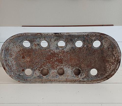 Ijzeren bord met gaten, Antiek en Kunst, Curiosa en Brocante, Ophalen of Verzenden