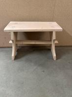 Brocante kruk / bankje, Studio Larilo, Hout, Sportstraat 6 Kerkrade, Studiolarilo@gmail.com