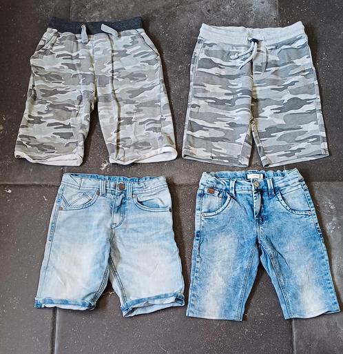 Set: 4 korte broeken - maat 122/128, Kinderen en Baby's, Kinderkleding | Maat 122, Gebruikt, Jongen, Broek, Ophalen of Verzenden