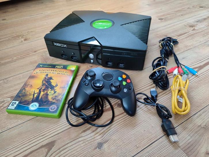 Xbox Classic met kabels en controller - Verzenden of afhalen, Spelcomputers en Games, Spelcomputers | Xbox Original, Gebruikt