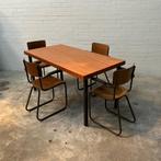 Vintage jaren 60 schooltafel oude eettafel bureau tafel, Ophalen, Gebruikt, Rechthoekig, 50 tot 100 cm