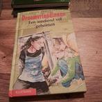 S. Saunders - Een weekend vol geheimen, Ophalen of Verzenden, Zo goed als nieuw, S. Saunders