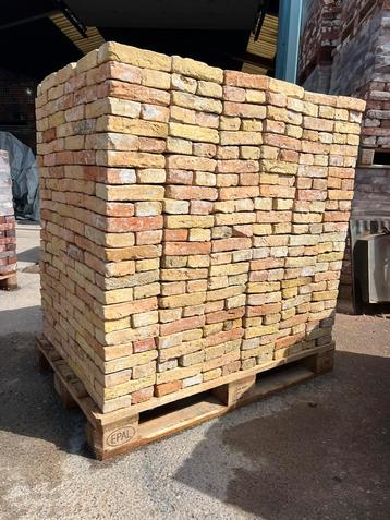 Zeer mooie antieke geeltjes, appelbloesem 18 x 4.5 1120 stuk beschikbaar voor biedingen