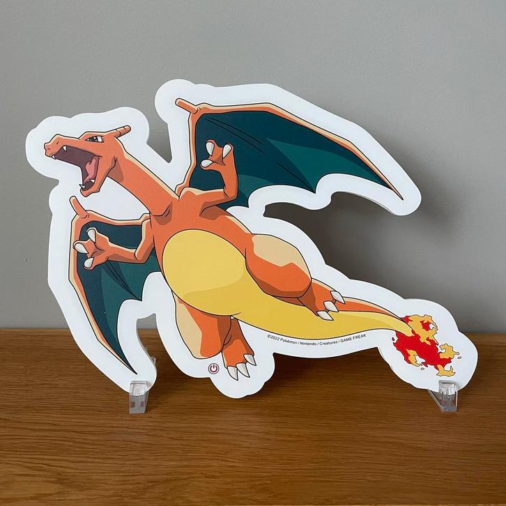 Charizard Neon Wandlamp - Zo goed als nieuw!, Huis en Inrichting, Lampen | Wandlampen, Zo goed als nieuw, Kunststof, Ophalen of Verzenden