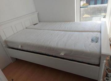Hagel nieuw bed 160x200 breed matrassen moet voor zondag weg beschikbaar voor biedingen