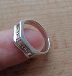 zilveren Griekse meander ring [1140], Sieraden, Tassen en Uiterlijk, Verzenden, Zo goed als nieuw, 17 tot 18, Dame