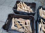 Kledinghanger hout, Kleding | Dames, Kledinghangers, Ophalen, Zo goed als nieuw, Hout, Kinderen en Volwassenen