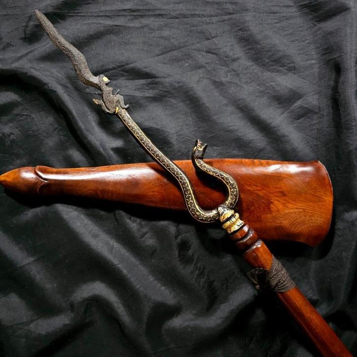 Tombak Speer Cacing Kanil Sona Kinatah Pamor Keleng TNI74, Antiek en Kunst, Kunst | Niet-Westerse kunst, Verzenden