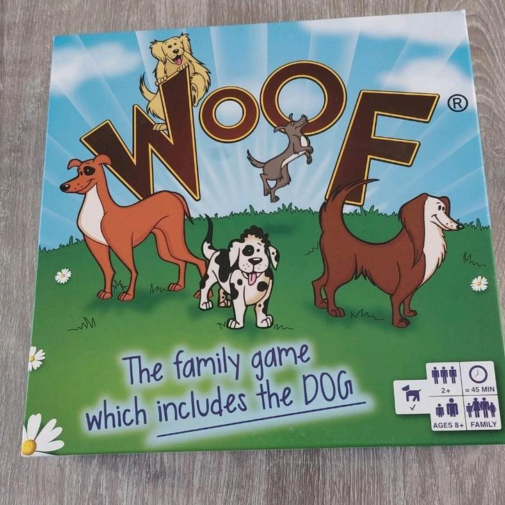 Woof bordspel hondenthema, Hobby en Vrije tijd, Gezelschapsspellen | Bordspellen, Zo goed als nieuw, Ophalen of Verzenden