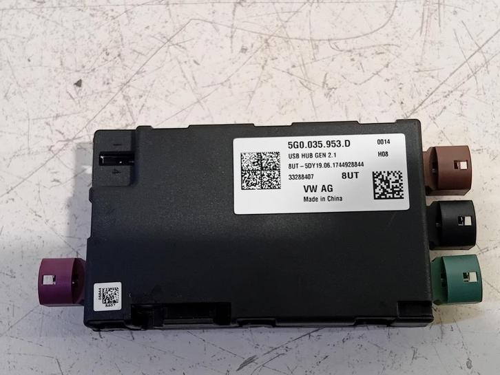 Antenne versterker Volkswagen Golf, Auto diversen, Autoradio's, Ophalen of Verzenden