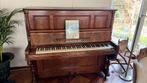 Antieke piano ( Duits merk Barthol and Berlin ), Muziek en Instrumenten, Piano's, Ophalen, Gebruikt, Bruin, Piano