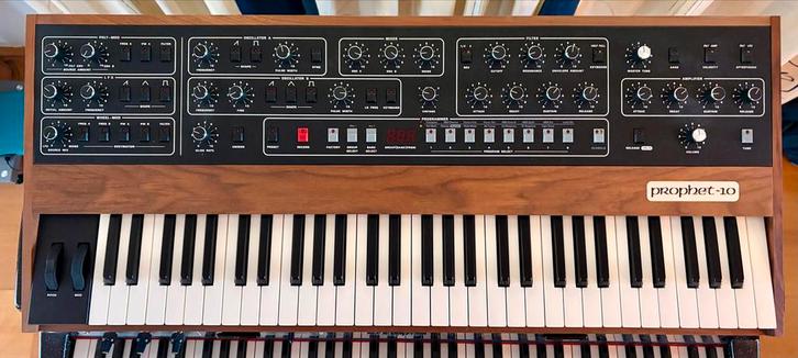 Sequential Prophet 10 Rev 4 met Stardust hoes, Muziek en Instrumenten, Synthesizers, Zo goed als nieuw, 61 toetsen, Overige merken
