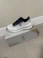 On cloud, Ophalen of Verzenden, Zo goed als nieuw, Wit, Sneakers of Gympen