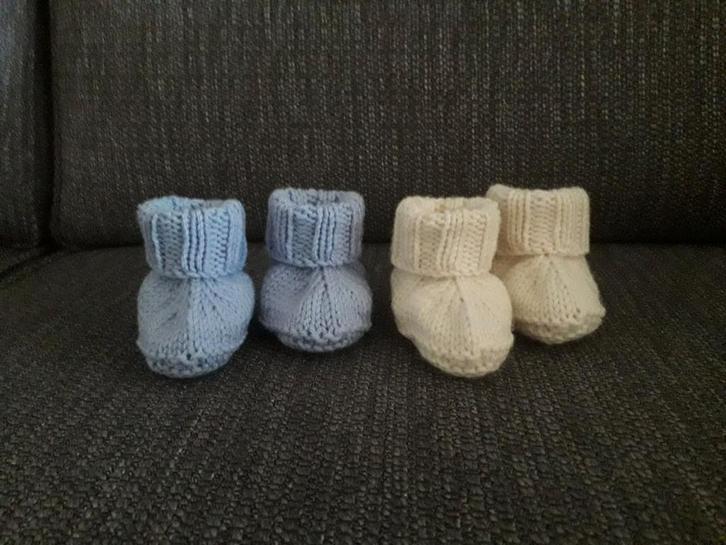 Gebreide babyslofjes/sokjes van 100% merinowol. Nieuw, Kinderen en Baby's, Babykleding | Schoentjes en Sokjes, Nieuw, Jongetje of Meisje