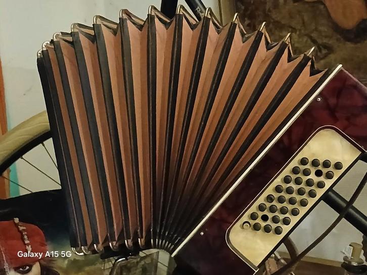 Mooie Knopaccordeon - Gebruikt, Muziek en Instrumenten, Accordeons, Gebruikt, Knopaccordeon, Overige formaten, Overige merken