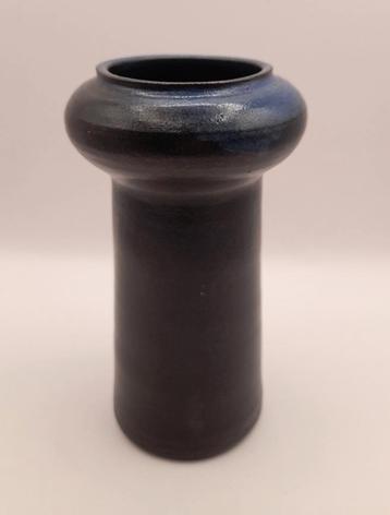 Vintage terracotta Vaas - Gesigneerd beschikbaar voor biedingen